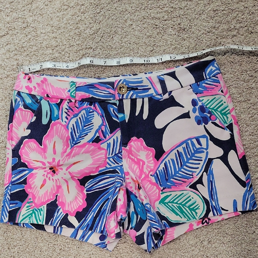 Lilly Pulitzer Shorts Size 2 With Stretch